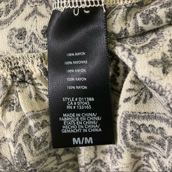 Eri+Ali Anthropologie Boho V-Neck Top W/ Bell Sleeves - Picture 7 of 8